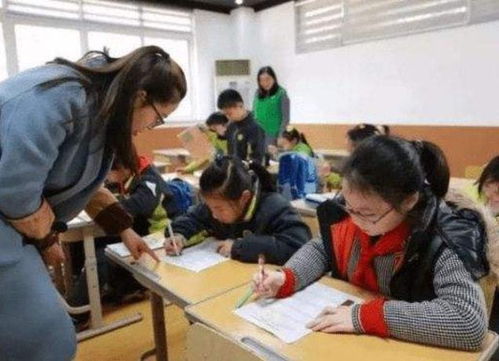 幼兒園延時(shí)服務(wù)正式推行，家長喜出望外，教育部門詳解惠民新舉措